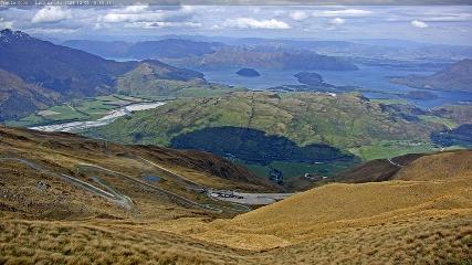 Treble Cone: Lake Wanaka view (treblecone.com)