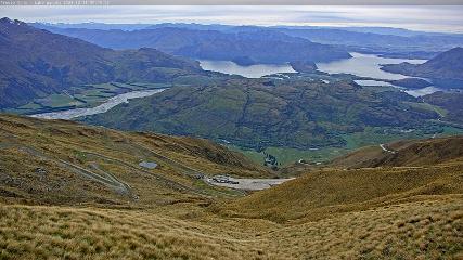 Treble Cone: Lake Wanaka view (treblecone.com)