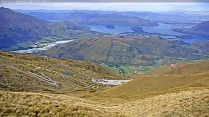Treble Cone: Lake Wanaka view (treblecone.com)