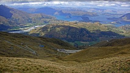 Treble Cone: Lake Wanaka view (treblecone.com)
