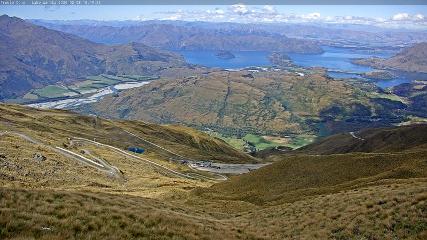 Treble Cone: Lake Wanaka view (treblecone.com)