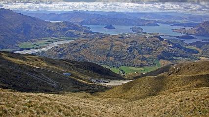 Treble Cone: Lake Wanaka view (treblecone.com)