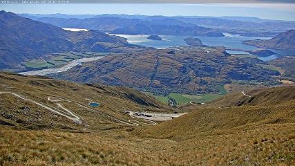Treble Cone: Lake Wanaka view (treblecone.com)
