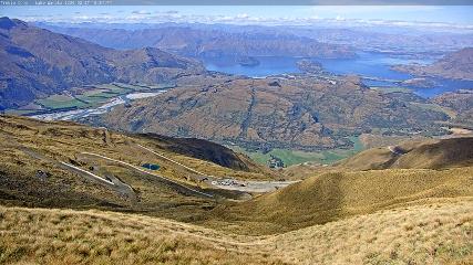 Treble Cone: Lake Wanaka view (treblecone.com)