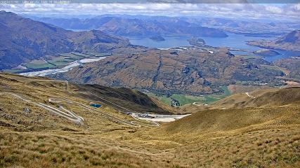 Treble Cone: Lake Wanaka view (treblecone.com)