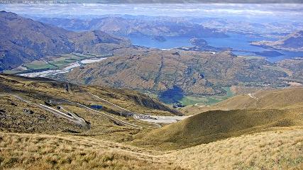 Treble Cone: Lake Wanaka view (treblecone.com)