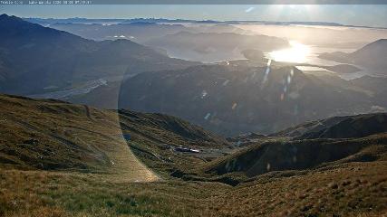 Treble Cone: Lake Wanaka view (treblecone.com)