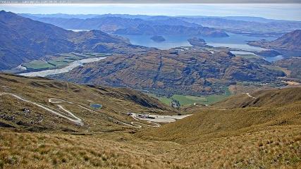 Treble Cone: Lake Wanaka view (treblecone.com)
