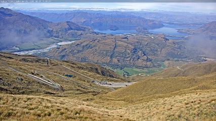 Treble Cone: Lake Wanaka view (treblecone.com)