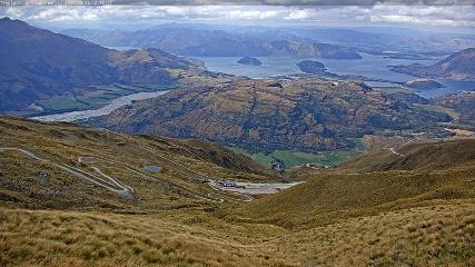Treble Cone: Lake Wanaka view (treblecone.com)