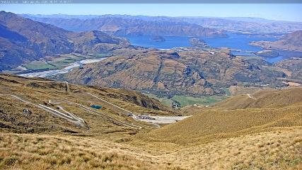 Treble Cone: Lake Wanaka view (treblecone.com)