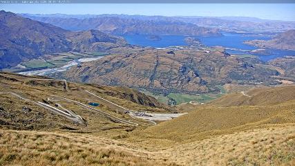 Treble Cone: Lake Wanaka view (treblecone.com)