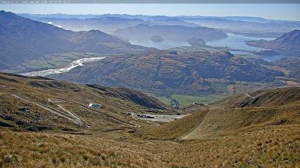 Treble Cone: Lake Wanaka view (treblecone.com)