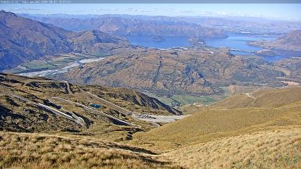 Treble Cone: Lake Wanaka view (treblecone.com)