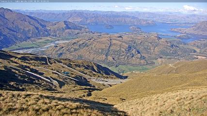 Treble Cone: Lake Wanaka view (treblecone.com)