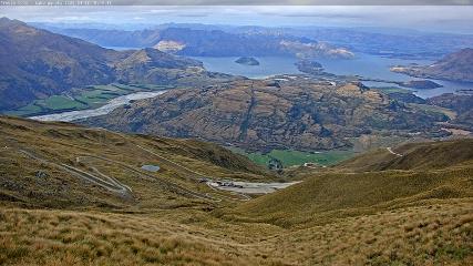 Treble Cone: Lake Wanaka view (treblecone.com)