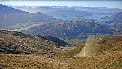 Treble Cone: Lake Wanaka view (treblecone.com)
