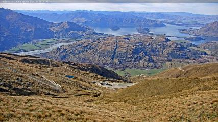 Treble Cone: Lake Wanaka view (treblecone.com)