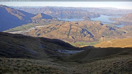 Treble Cone: Lake Wanaka view (treblecone.com)