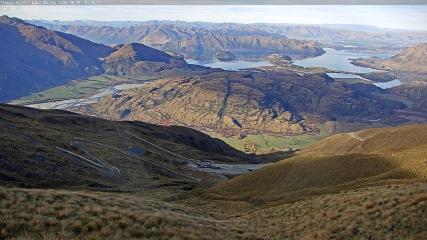 Treble Cone: Lake Wanaka view (treblecone.com)