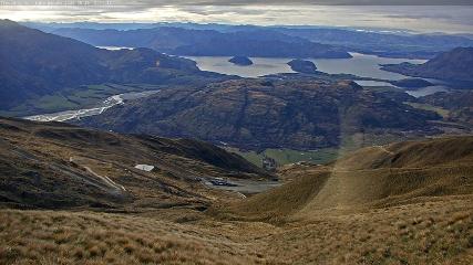 Treble Cone: Lake Wanaka view (treblecone.com)