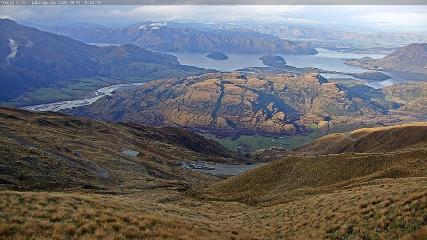 Treble Cone: Lake Wanaka view (treblecone.com)