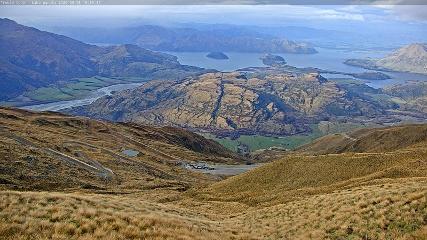 Treble Cone: Lake Wanaka view (treblecone.com)