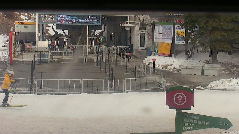 Webcam Tremblant: Base Sud