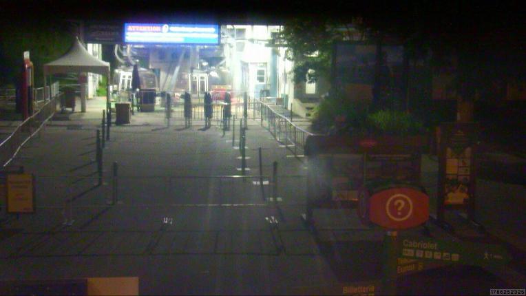 Webcam Tremblant: Base Sud