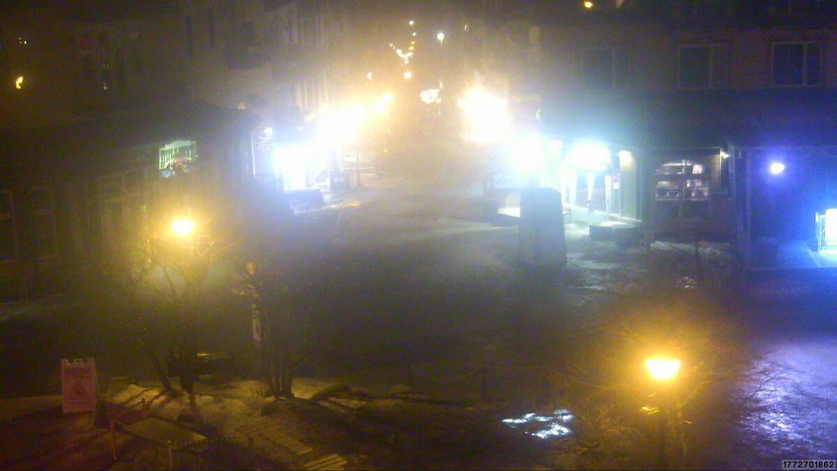 Webcam Tremblant: Place Sr-Bernard