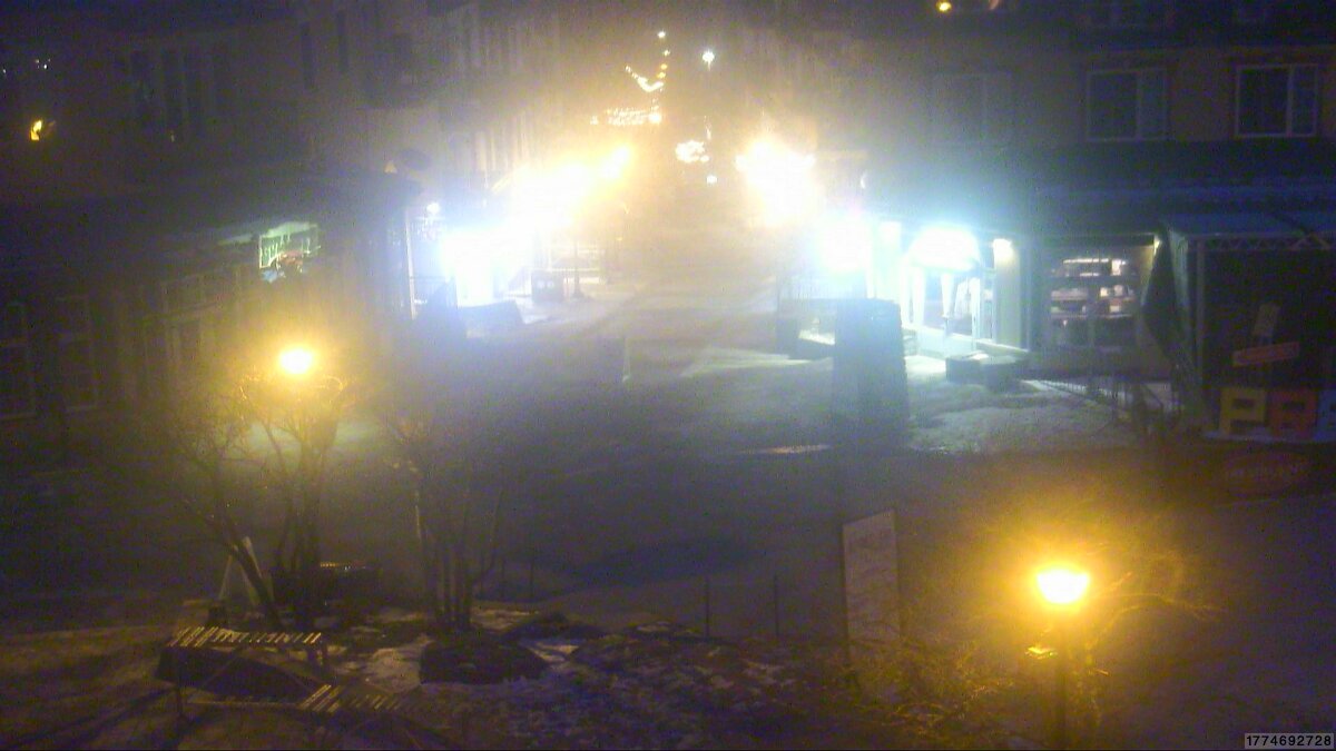 Webcam Tremblant: Place Sr-Bernard