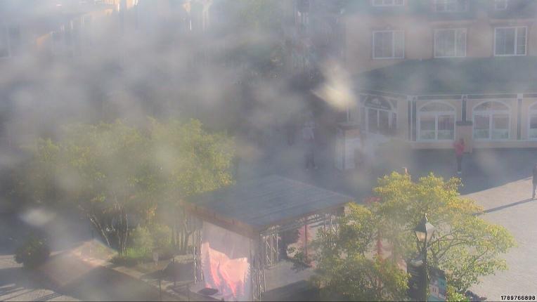 Webcam Tremblant: Place Sr-Bernard