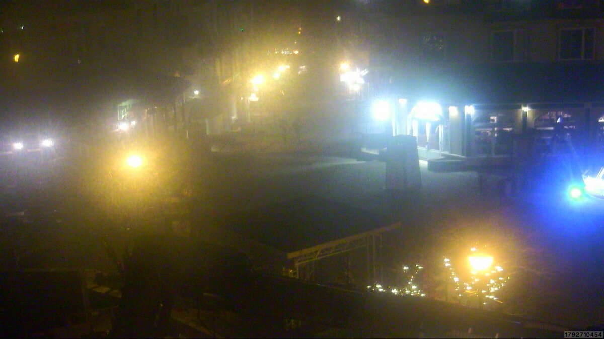 Webcam Tremblant: Place Sr-Bernard