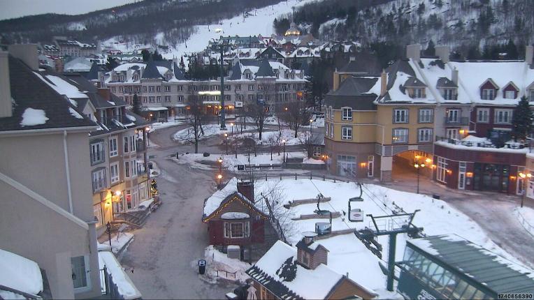 Webcam Tremblant: Place des Voyageurs