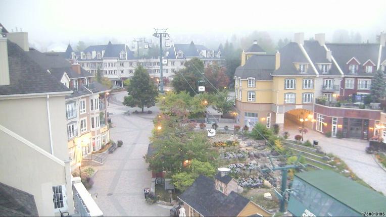 Webcam Tremblant: Place des Voyageurs