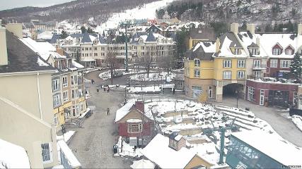 Tremblant: Place des Voyageurs (tremblant.ca)