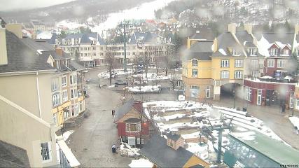 Tremblant: Place des Voyageurs (tremblant.ca)