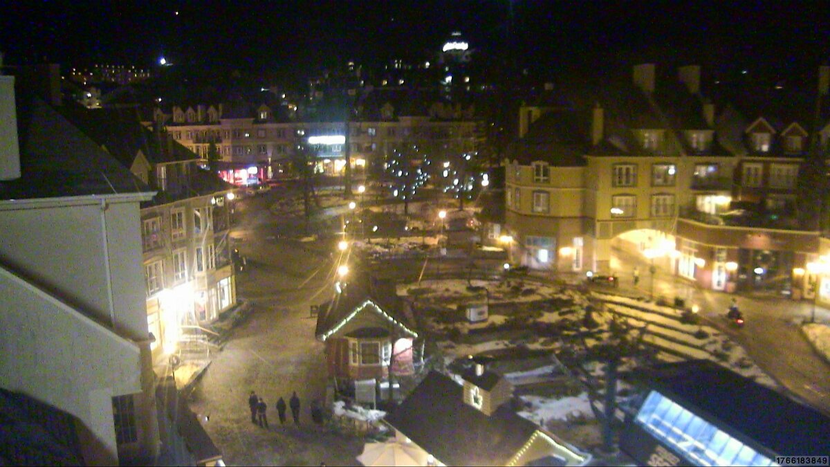 Webcam Tremblant: Place des Voyageurs