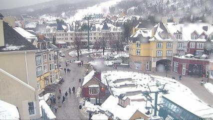 Tremblant: Place des Voyageurs (tremblant.ca)