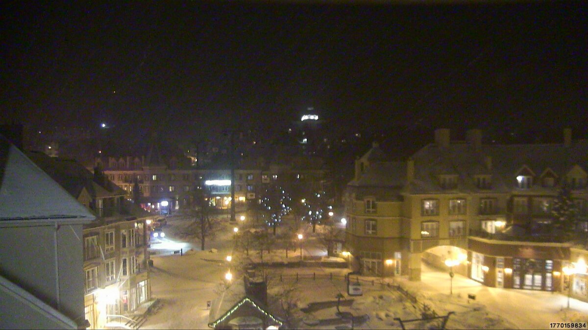 Webcam Tremblant: Place des Voyageurs