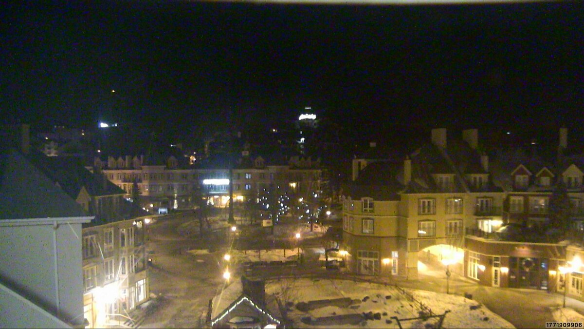 Webcam Tremblant: Place des Voyageurs