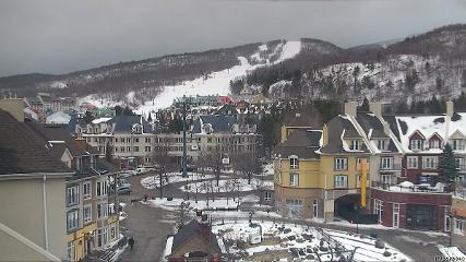 Tremblant: Place des Voyageurs (tremblant.ca)