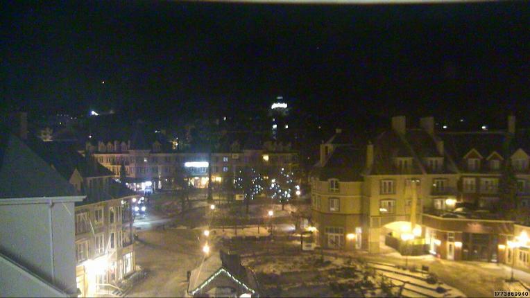 Webcam Tremblant: Place des Voyageurs