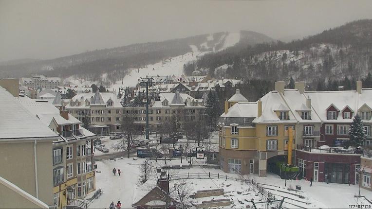 Webcam Tremblant: Place des Voyageurs
