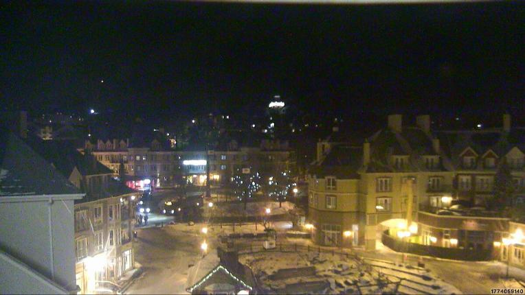 Webcam Tremblant: Place des Voyageurs