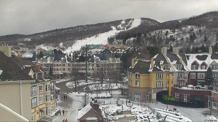 Tremblant: Place des Voyageurs (tremblant.ca)