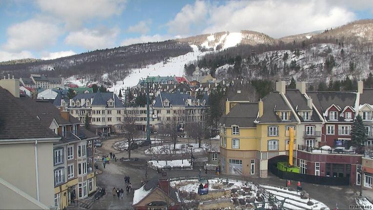 Webcam Tremblant: Place des Voyageurs
