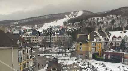 Tremblant: Place des Voyageurs (tremblant.ca)