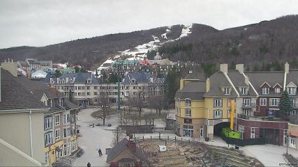 Tremblant: Place des Voyageurs (tremblant.ca)