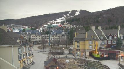 Tremblant: Place des Voyageurs (tremblant.ca)